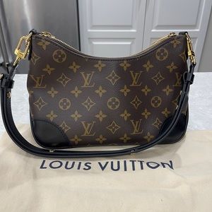 Louis Vuitton Boulogne Noir Crossbody with Strap